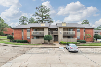 The Mark of Ridgeland in Ridgeland, MS - Building Photo - Building Photo