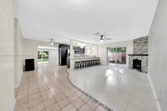 1610 SW 30th Pl in Fort Lauderdale, FL - Building Photo - Building Photo