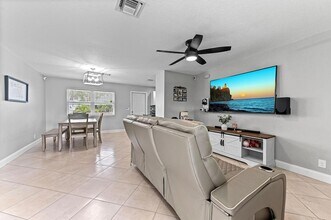 3581 Kitely Ave in Boynton Beach, FL - Building Photo - Building Photo