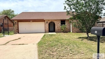 63 Calgary Ct in Brownsville, TX - Building Photo