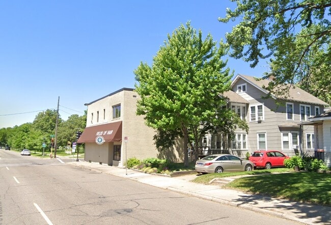 1335 W Minnehaha Ave, Unit Apt 3 in St. Paul, MN - Building Photo - Building Photo