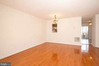 9759 Bon Haven Ln in Owings Mills, MD - Building Photo - Building Photo