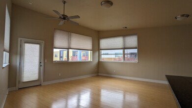 2020 Ionosphere St, Unit 16 in Longmont, CO - Building Photo - Building Photo