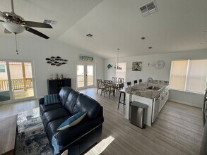 10200 W Fishbowl Dr in Homosassa Springs, FL - Building Photo - Building Photo