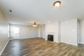 6785 W Stansbury Blvd in McCordsville, IN - Building Photo - Building Photo