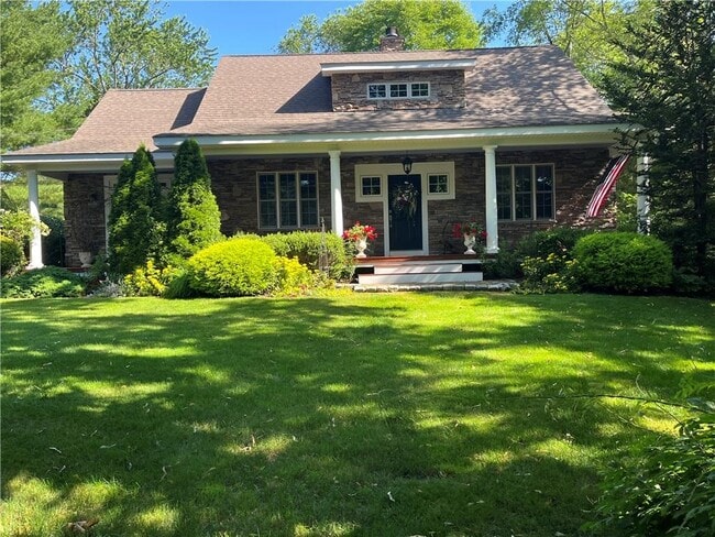 property at 93B Kickemuit Ave