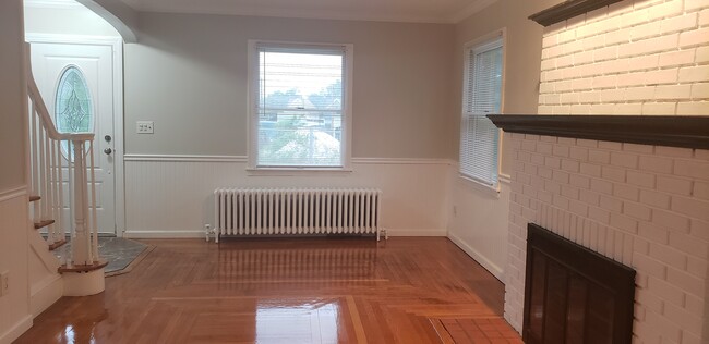 54 Lambert St in West Haven, CT - Foto de edificio - Building Photo