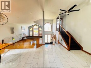 4562 Brunswick Ave in Windsor, ON - Building Photo - Building Photo