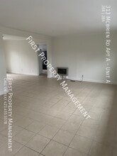 313 McBrien Rd-Unit -Unit A in Chattanooga, TN - Foto de edificio - Building Photo