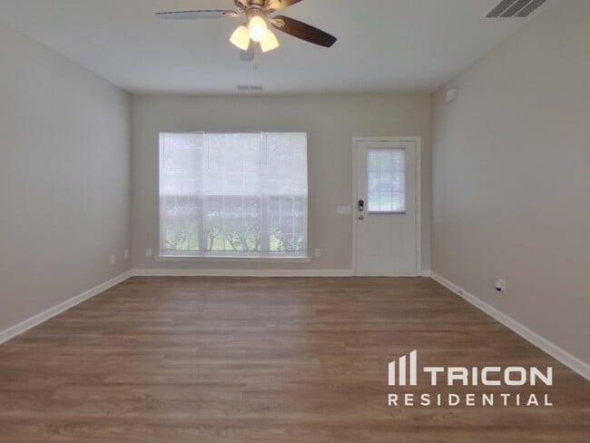 2416 Deberry Ct in Charlotte, NC - Building Photo - Building Photo