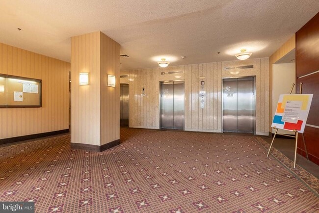 3709 S George Mason Dr in Falls Church, VA - Building Photo - Building Photo