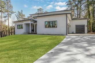 1200 Moores Mill Rd NW, Unit B103 in Atlanta, GA - Building Photo - Building Photo