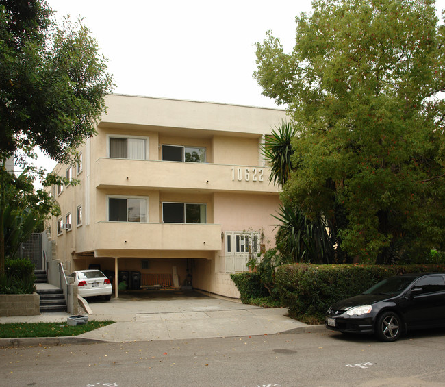 10622 KINNARD AV in Los Angeles, CA - Building Photo - Building Photo