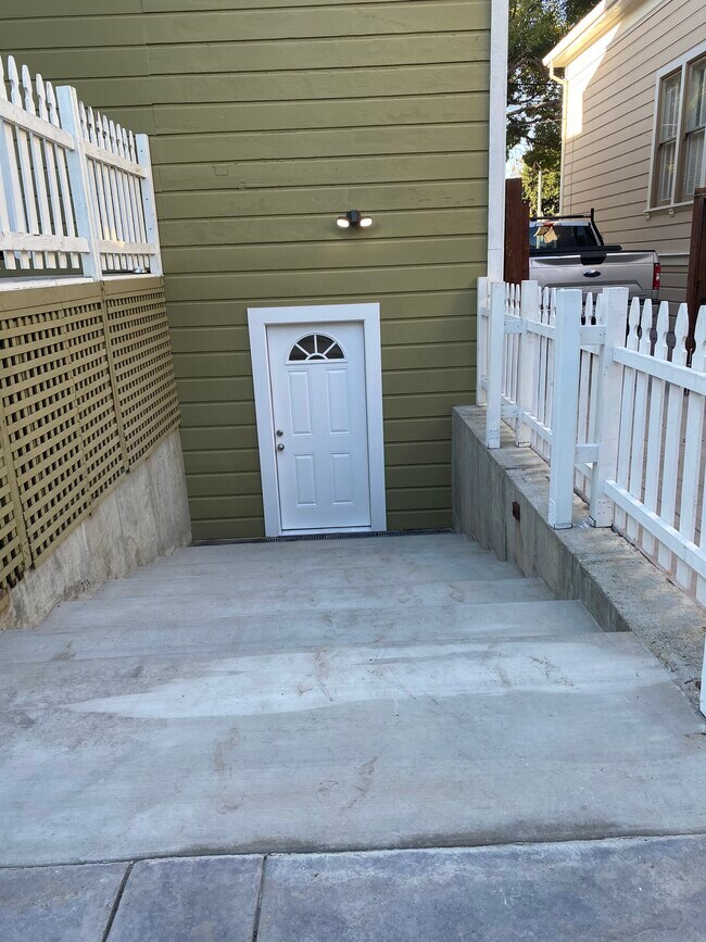 968 Cinnabar St, Unit Studio in San Jose, CA - Foto de edificio - Building Photo