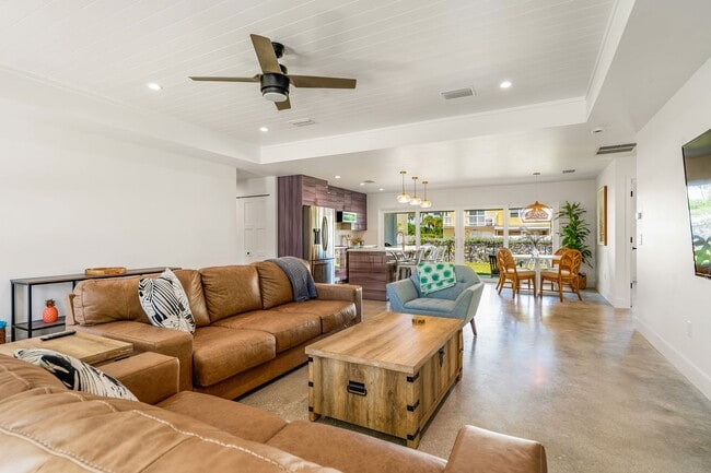 2710 Flotilla Terrace in Fort Pierce, FL - Foto de edificio - Building Photo