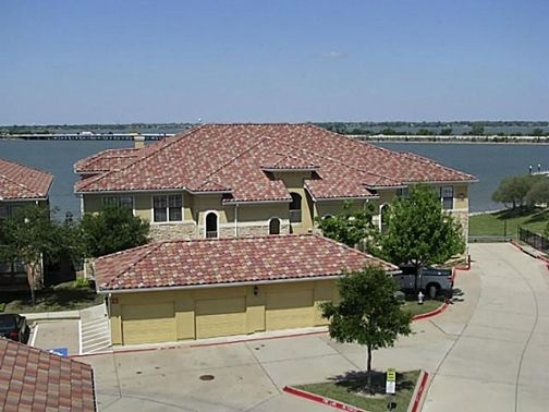 Water's Edge Lake Ray Hubbard in Rockwall, TX - Building Photo - Building Photo