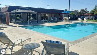 Chateau De Ville in Anaheim, CA - Building Photo