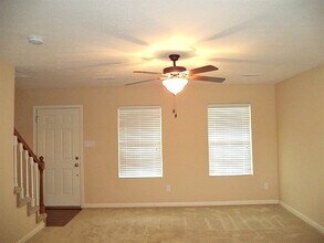 1220 Swan Pond Ln in Knoxville, TN - Building Photo - Building Photo
