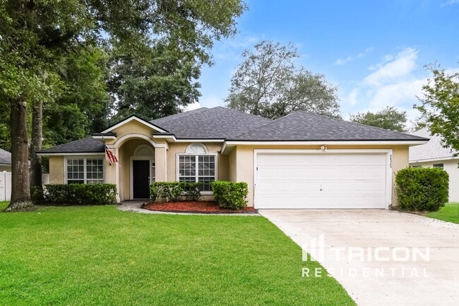 property at 86503 Sand Hickory Trail