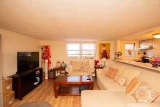 95 Chestnut St in Brookline, MA - Building Photo - Building Photo