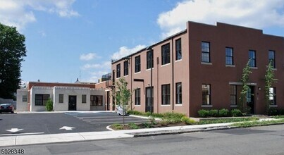 988 Johnson Pl-Unit -2 in Union, NJ - Building Photo - Building Photo