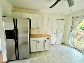 25A Pine Ln, Unit 25A Pine Lane Apt 7 in Albany, NY - Foto de edificio - Building Photo