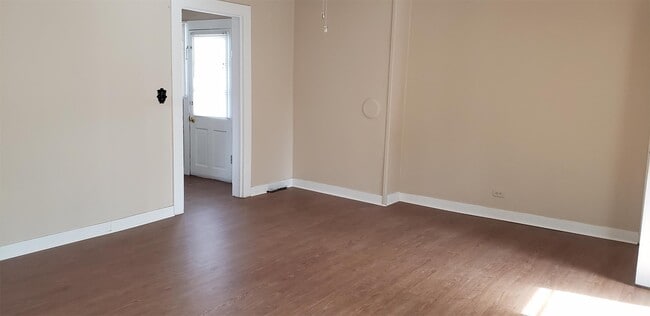 property at 1426 Thomas Jefferson Pkwy