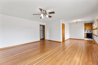 1225 E Fortuna St in Wichita, KS - Building Photo - Building Photo