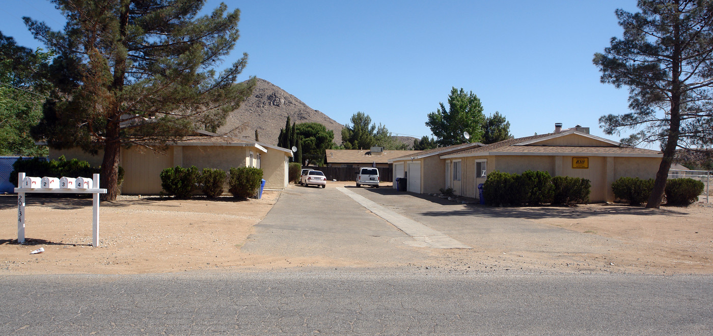 20134 Zuni Rd in Apple Valley, CA - Building Photo