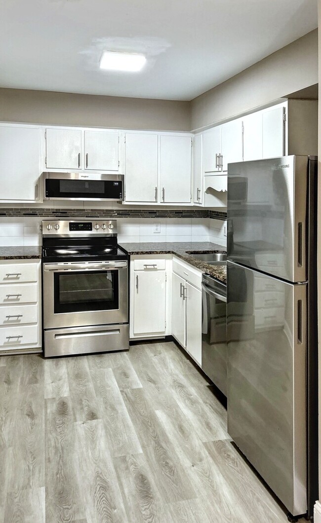 1022 Sandlin Pl in Raleigh, NC - Building Photo - Building Photo