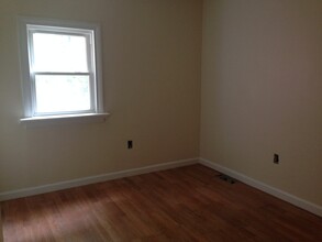 1232 S Clinton Ave in Trenton, NJ - Foto de edificio - Building Photo