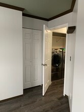 10276 Jamestown Dr in Anchorage, AK - Building Photo - Building Photo