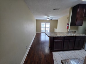 4780 Pontchartrain Dr in Slidell, LA - Foto de edificio - Building Photo