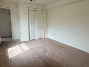 78 Montoya Cir in Branford, CT - Building Photo - Building Photo