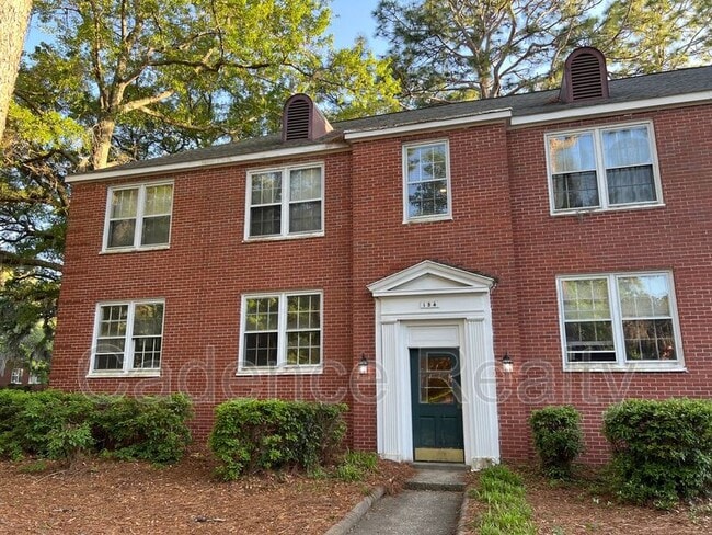 property at 2940 Oleander Dr
