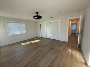 3714 S Parton St in Santa Ana, CA - Building Photo - Building Photo