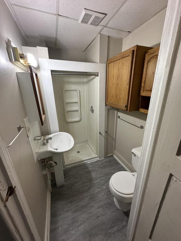 334 E Empire St in Freeport, IL - Building Photo - Building Photo