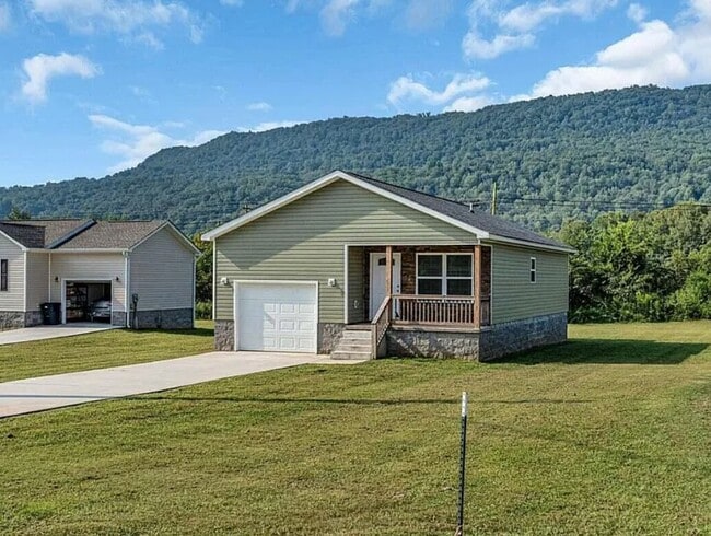 property at 155 Marion Farms Dr