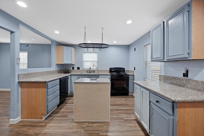 property at 1219 Cunningham Dr