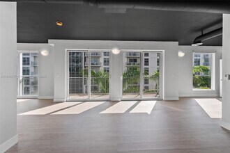 455 NE 25th St in Miami, FL - Building Photo - Building Photo