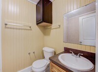 305 E 41st St photo'