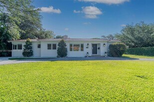 2900 Granada Blvd in Coral Gables, FL - Building Photo