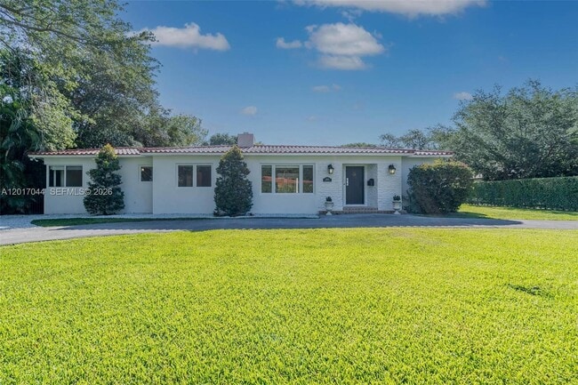 property at 2900 Granada Blvd