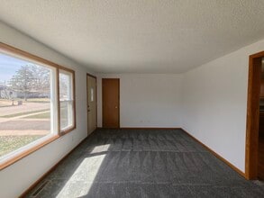 2212 Bartlett Ave in Altoona, WI - Building Photo - Building Photo