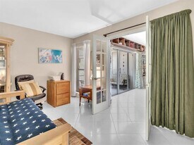 3020 NE 16th Ave, Unit 204 in Oakland Park, FL - Building Photo