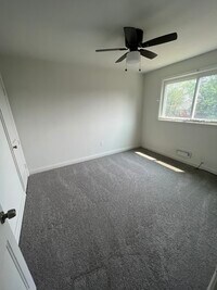 4707 Chatford Ave photo'