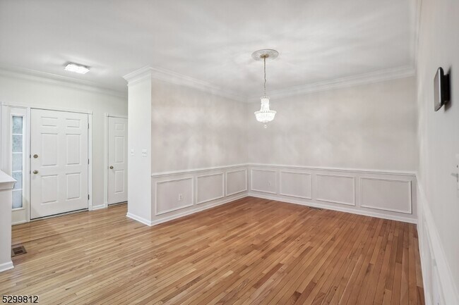 91 Patriot Hill Dr in Bernards, NJ - Building Photo - Building Photo