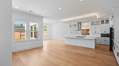 3840 Fletcher Park Cir in Roseville, CA - Building Photo - Building Photo