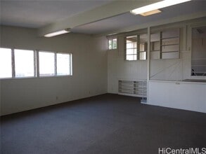1037 Noelani St in Pearl City, HI - Building Photo - Building Photo