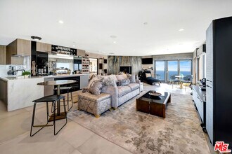 6309 Ocean Front Walk in Los Angeles, CA - Building Photo - Building Photo